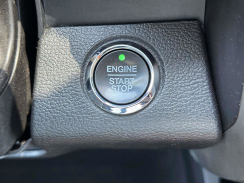 Used 2021 Ford F250 Lariat AWD/4WD image 24