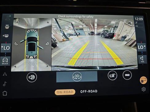 New 2025 Land Rover Range Rover Sport Dynamic SE image 23