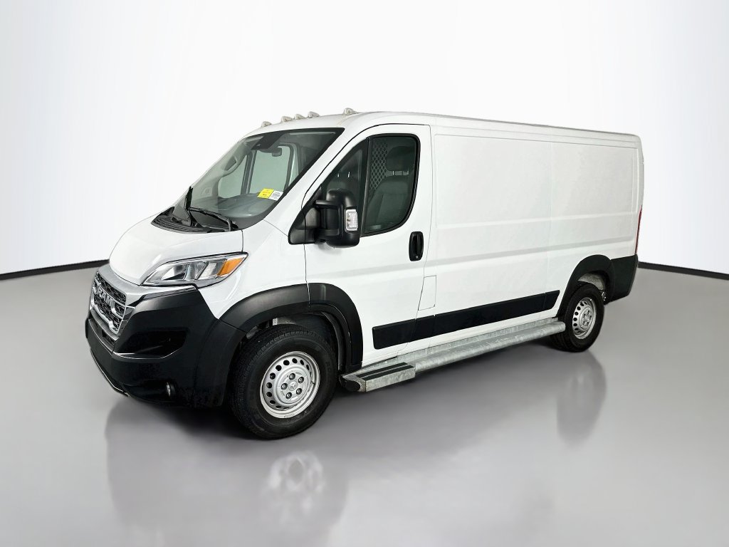 Used 2025 RAM ProMaster 2500 w/ U-Haul Equipment Group FWD image 3