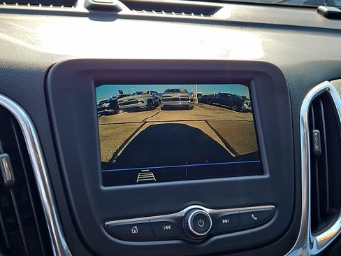 Used 2019 Chevrolet Equinox LT w/ Driver Convenience Package FWD image 29