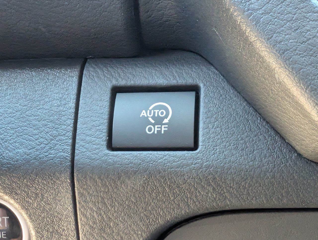 Certified 2025 Nissan Frontier SV w/ SV Convenience Package RWD image 17