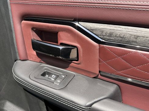 New 2026 RAM 2500 Limited AWD/4WD image 17