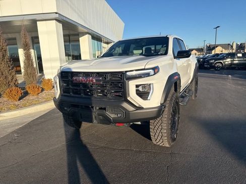 Used 2024 GMC Canyon AT4X w/ AT4X AEV Edition image 6