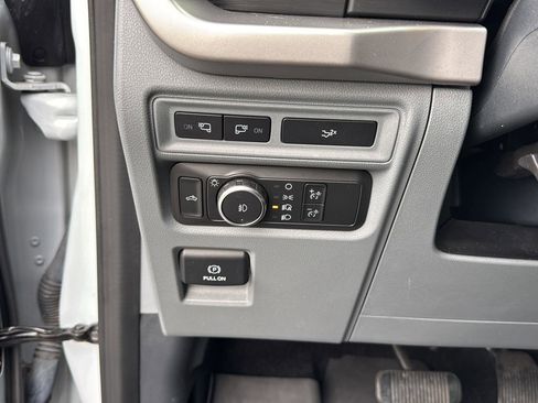 Used 2022 Ford F150 XLT w/ Equipment Group 302A High image 21