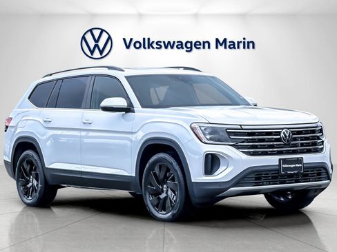 New 2026 Volkswagen Atlas SE image 7