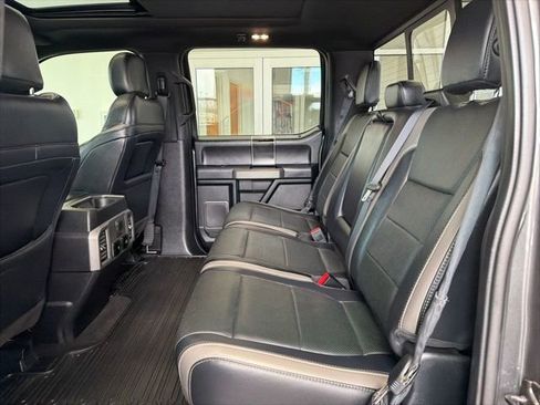 Used 2018 Ford F150 Raptor w/ Equipment Group 802A Luxury image 17