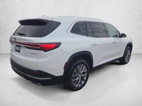Used 2026 Buick Enclave Preferred FWD image 5