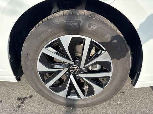 Used 2025 Volkswagen Jetta S image 10