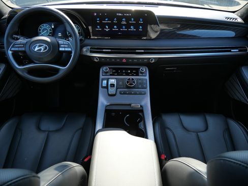 Certified 2024 Hyundai Palisade Calligraphy image 10