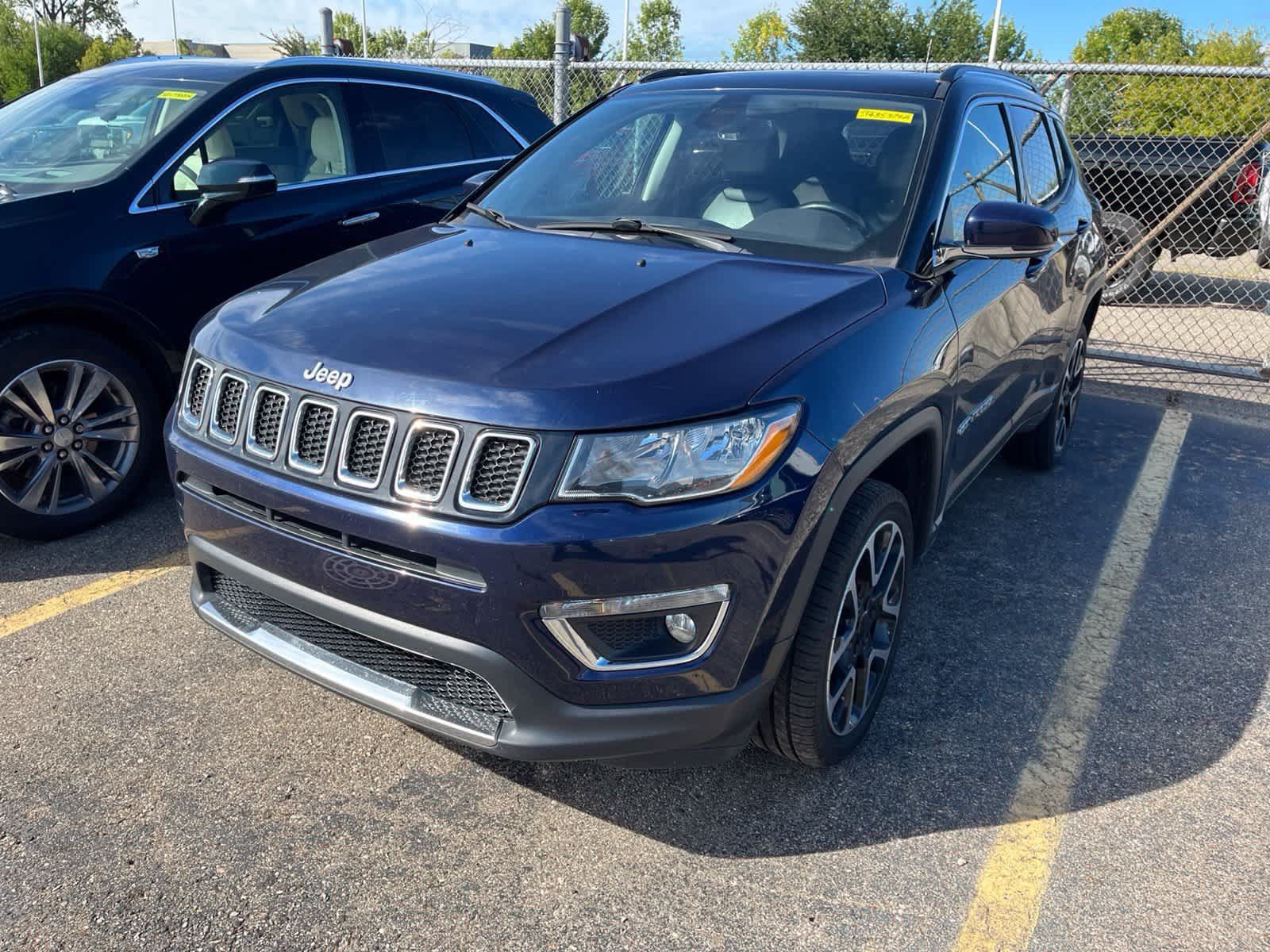 Used 2018 Jeep Compass Limited w/ Safe & Security Group AWD/4WD image 4