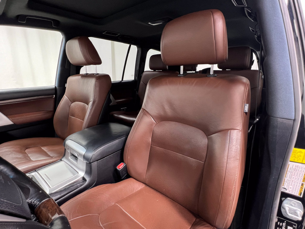 Used 2019 Toyota Land Cruiser AWD/4WD image 15