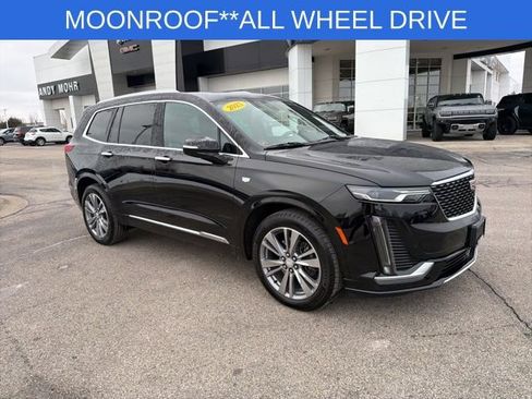 Used 2025 Cadillac XT6 Premium Luxury image 15