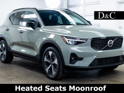 Used 2024 Volvo XC40 B5 Plus