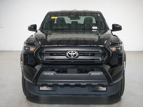 Certified 2025 Toyota Tacoma SR5 RWD image 2