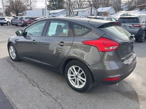 Used 2018 Ford Focus SE image 4