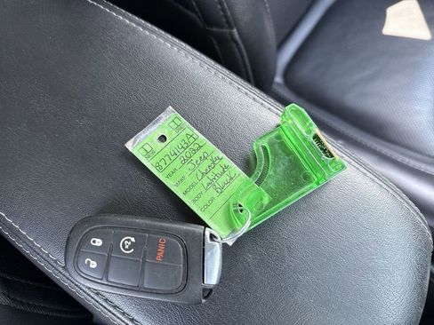 Used 2022 Jeep Cherokee Latitude Lux FWD image 22