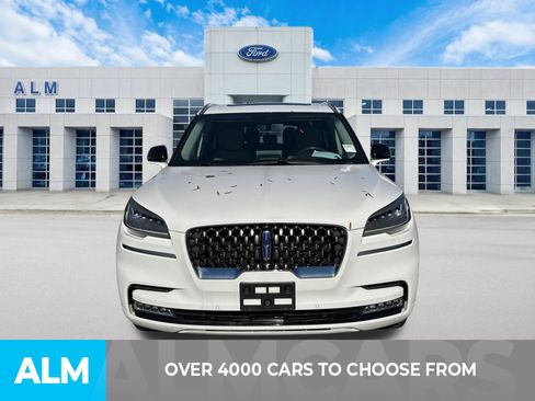 Used 2020 Lincoln Aviator Grand Touring w/ Elements Package Plus image 3