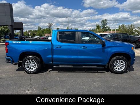 Used 2022 Chevrolet Silverado 1500 RST AWD/4WD image 2