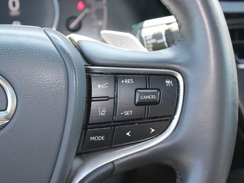 Certified 2025 Lexus ES 300h w/ Premium Package FWD image 17