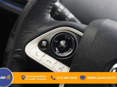 Used 2017 Toyota Prius Three Touring image 18
