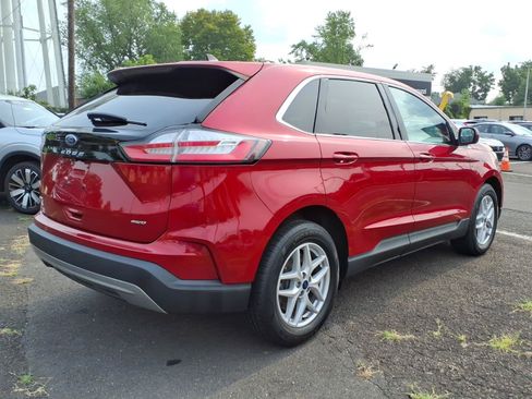 Used 2022 Ford Edge SEL w/ Convenience Package AWD/4WD image 3
