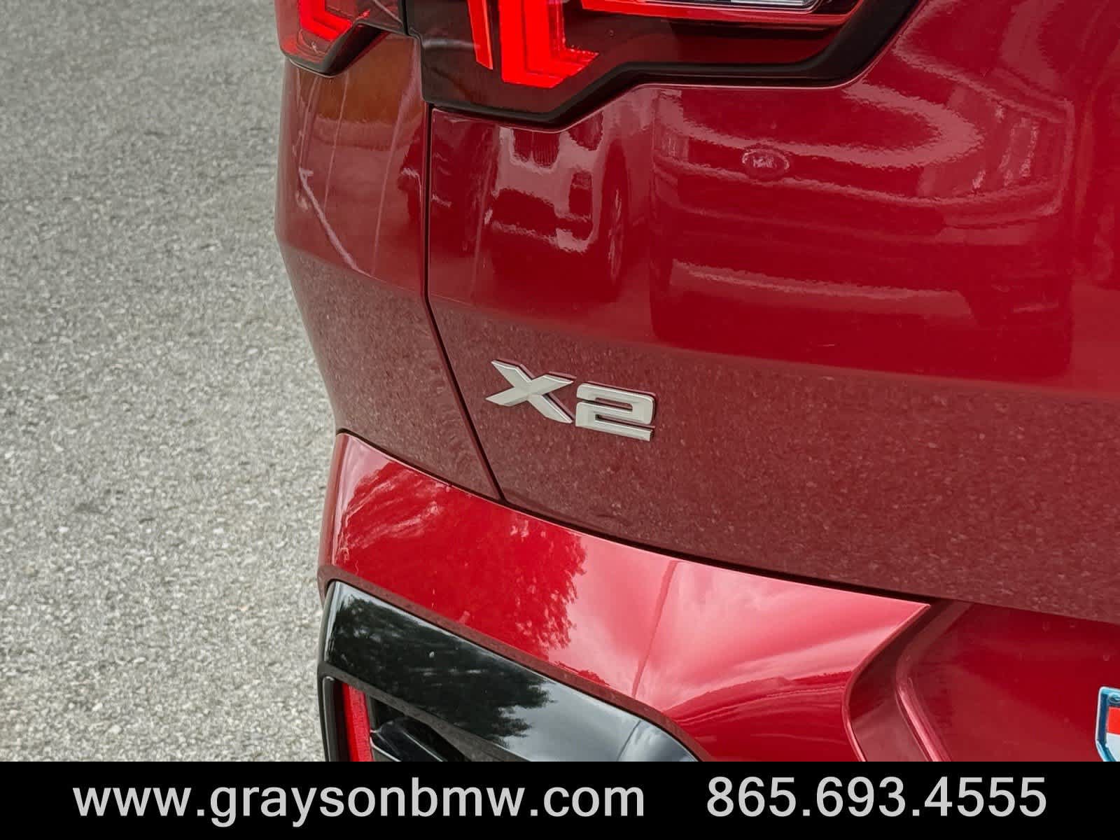 Used 2025 BMW X2 xDrive28i w/ Premium Package AWD/4WD image 10