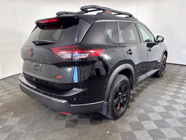Used 2026 Nissan Rogue SV AWD/4WD image 3