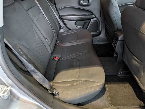 Used 2018 Jeep Compass Sport w/ Tech Group image 18