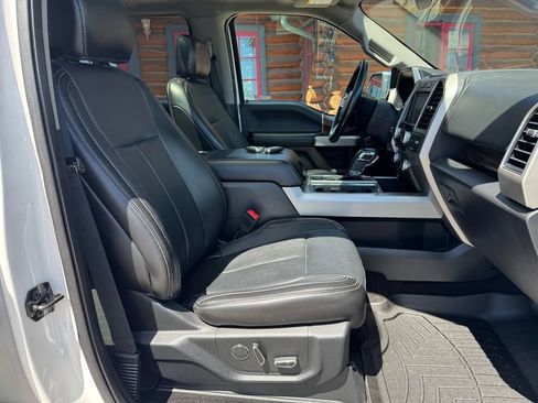 Used 2018 Ford F150 Lariat w/ Equipment Group 502A Luxury AWD/4WD image 11