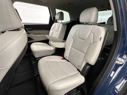 Used 2024 Kia Telluride S w/ S Sunroof Package FWD image 29