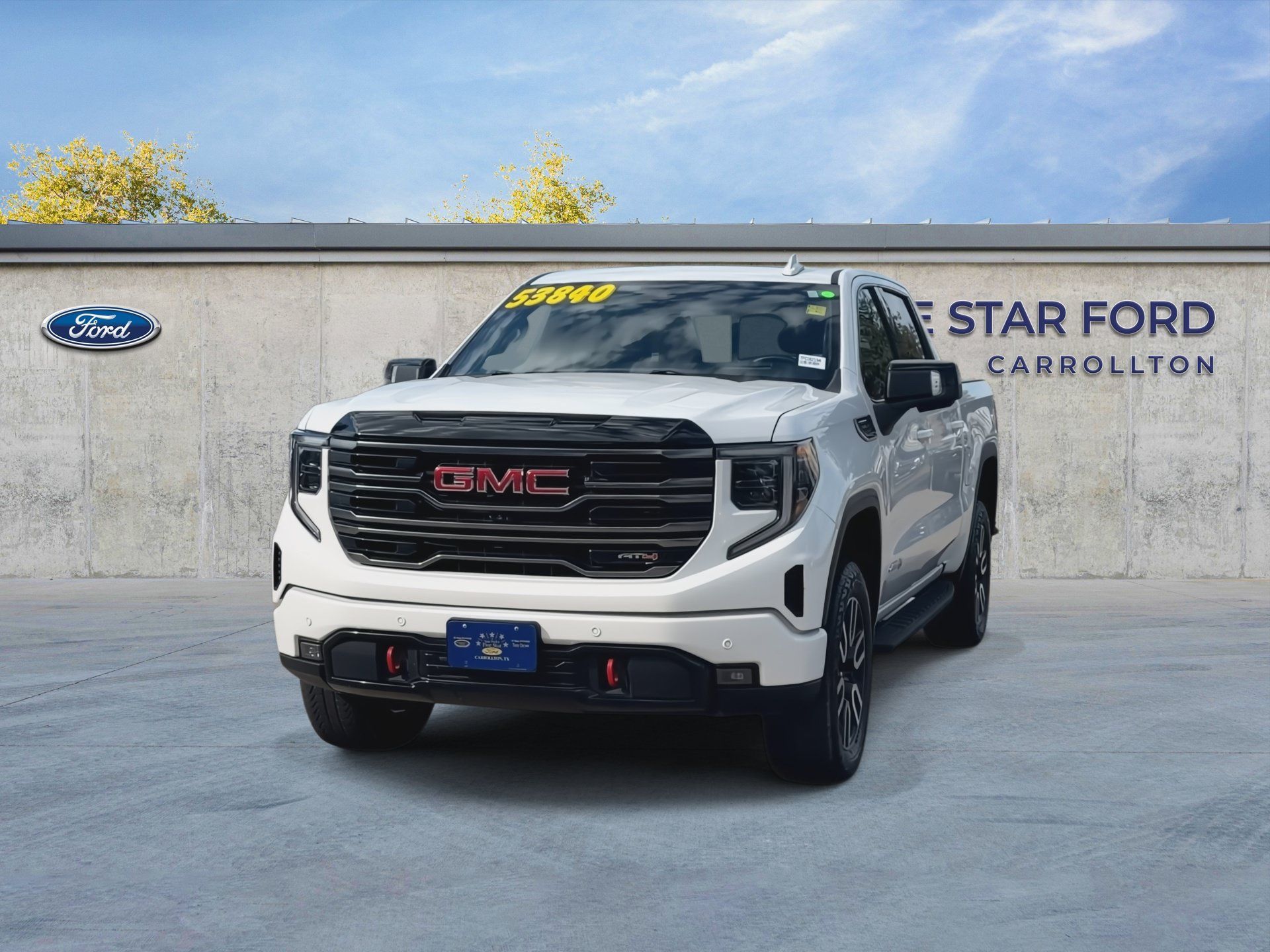 Used 2025 GMC Sierra 1500 AT4 w/ AT4 Premium Package AWD/4WD image 3