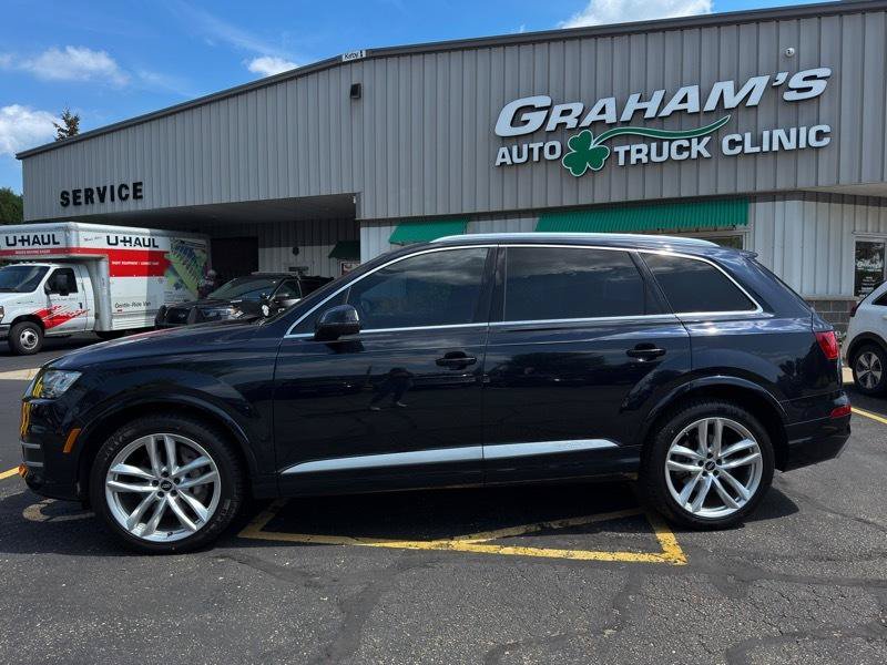 Used 2018 Audi Q7 3.0T Prestige AWD/4WD image 5