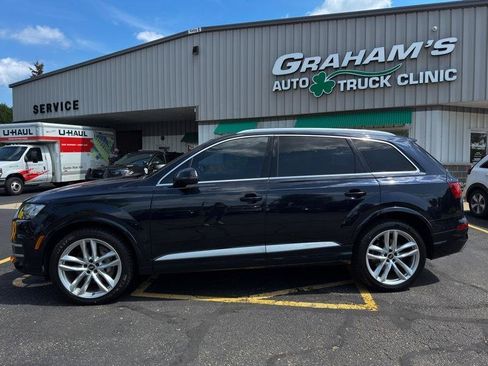 Used 2018 Audi Q7 3.0T Prestige AWD/4WD image 5