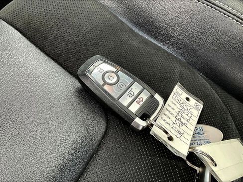 Used 2022 Ford Edge ST w/ Equipment Group 401A image 36