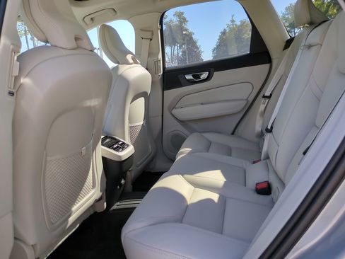 New 2026 Volvo XC60 B5 Ultra w/ Protection Package Premier image 12