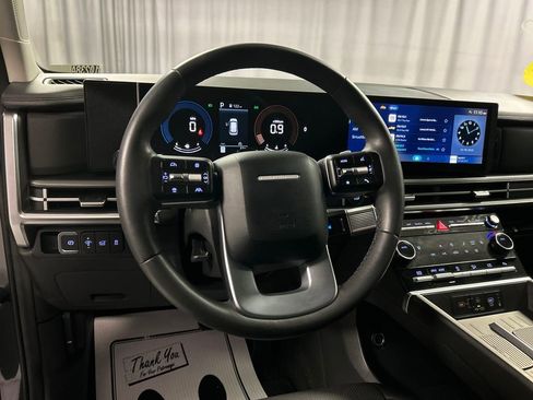 Used 2025 Hyundai Santa Fe SEL image 13