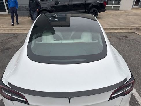 Used 2021 Tesla Model 3 Performance image 6