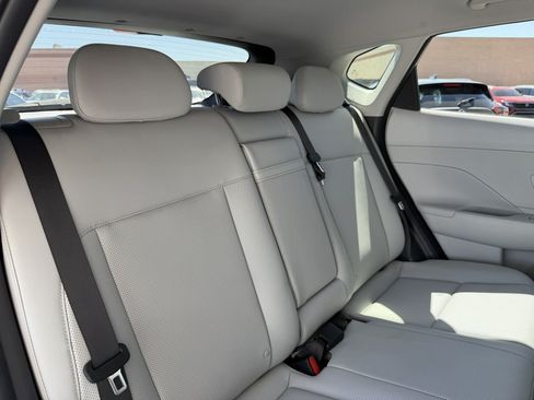 Used 2025 Hyundai Kona Limited FWD image 40
