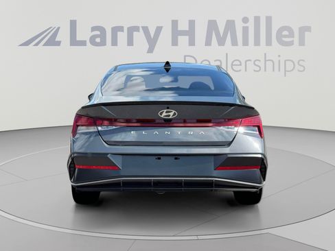 New 2026 Hyundai Elantra SEL Sport Premium FWD image 6