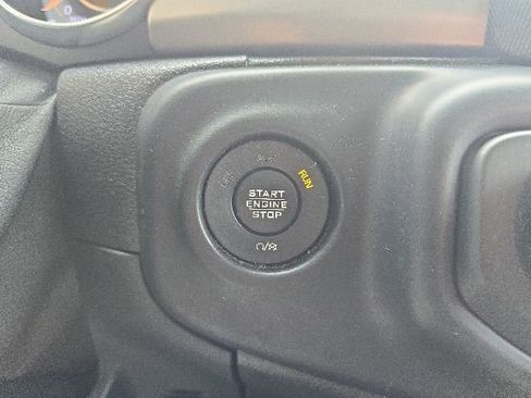 Certified 2020 Jeep Wrangler Unlimited Sport AWD/4WD image 17