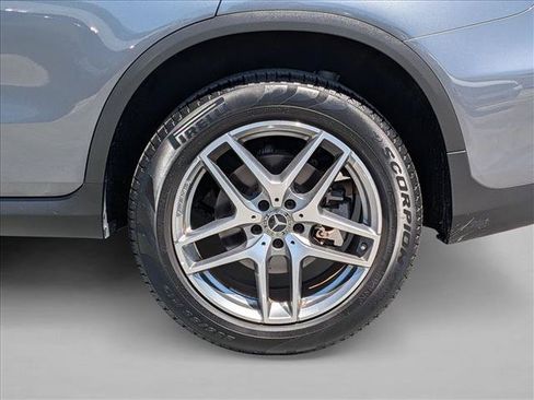 Certified 2019 Mercedes-Benz GLC 300 4MATIC image 22