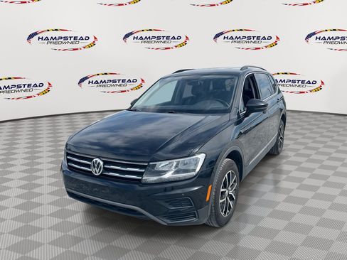 Used 2021 Volkswagen Tiguan SE AWD/4WD image 1