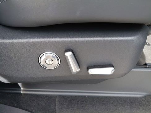 New 2026 Lincoln Navigator L Premier image 29