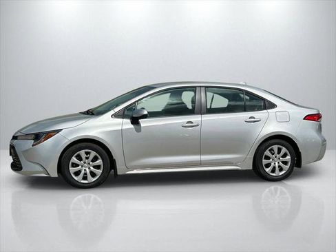 Certified 2026 Toyota Corolla LE FWD image 8