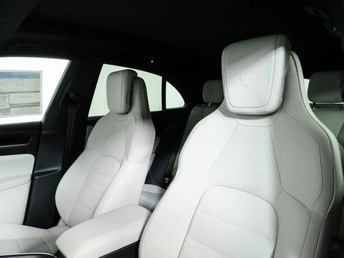 New 2026 Porsche Macan 4S Electric image 5