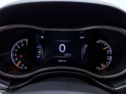 Used 2019 Jeep Grand Cherokee Altitude RWD image 28