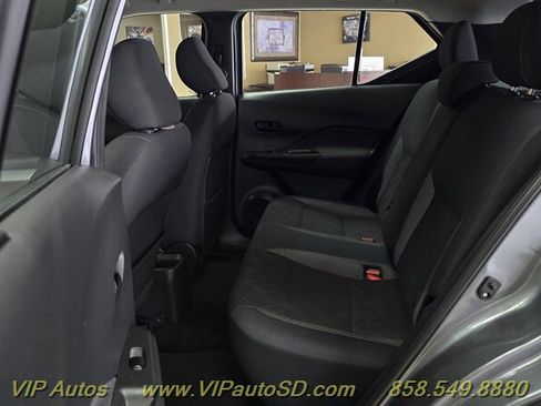 Used 2019 Nissan Kicks S FWD image 17