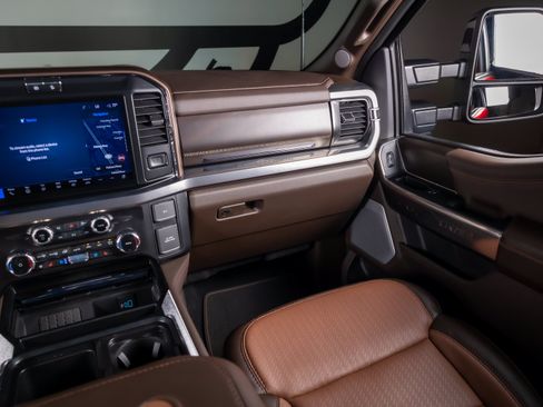 Used 2026 Ford F250 King Ranch AWD/4WD image 8