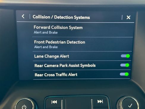 Used 2023 GMC Acadia SLE w/ Driver Convenience Package image 47