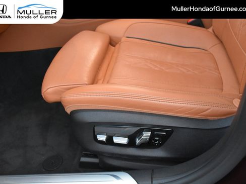 Used 2020 BMW 750i xDrive w/ Executive Package image 19